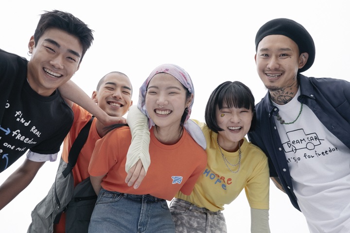 네파, 아티스트 노보와 함께한 ‘HOPE NEPA’ 콜라보레이션 컬렉션 출시 - TENANT news