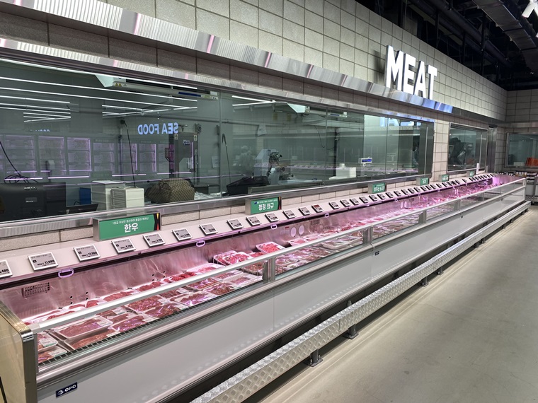 롯데마트 ‘맥스’ 호남 3개점 축산 작업장 HACCP 인증 취득!<br />
<b>Deprecated</b>: strip_tags(): Passing null to parameter #1 ($string) of type string is deprecated in <b>/home/newsaikr/public_html/wp-content/themes/Newspaper/loop-single.php</b> on line <b>64</b><br />
롯데마트 ‘맥스’ 호남 3개점 축산 작업장 HACCP 인증 취득!