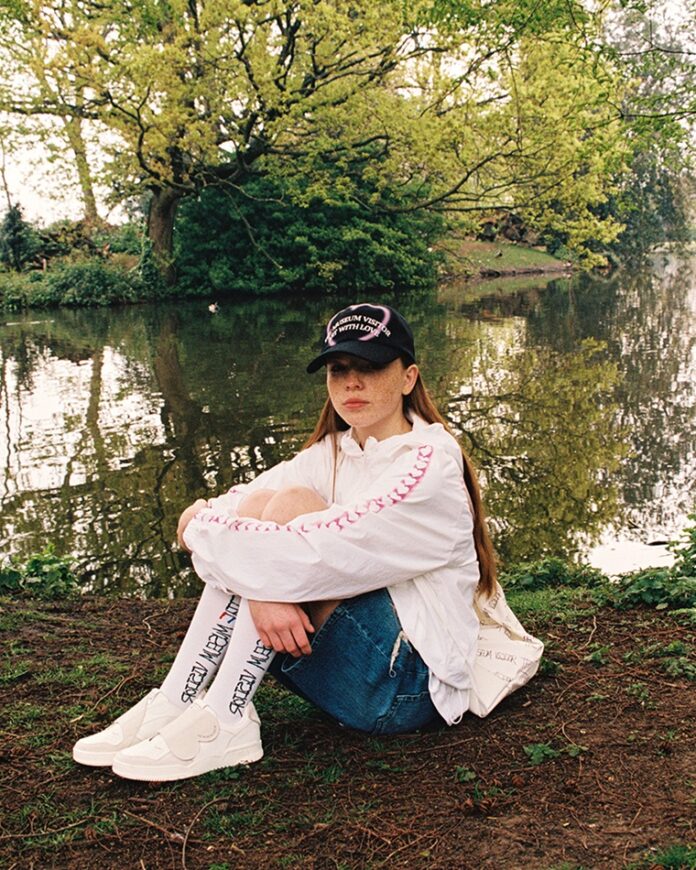 01.휠라X더뮤지엄비지터 HE(ART) 콜라보 컬렉션0