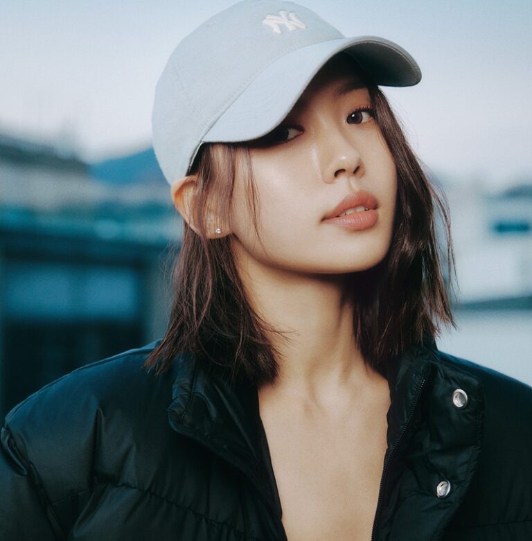 F&F ‘MLB’ 배우 고민시와 함께한 화보 통해 겨울룩 제안