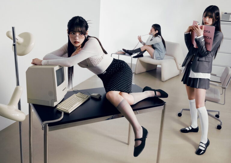ABC마트, ‘드뮤어룩’ 트렌드 겨냥한 ‘가을 슈즈 컬렉션’ 출시<br />
<b>Deprecated</b>: strip_tags(): Passing null to parameter #1 ($string) of type string is deprecated in <b>/home/newsaikr/public_html/wp-content/themes/Newspaper/loop-single.php</b> on line <b>64</b><br />
ABC마트, ‘드뮤어룩’ 트렌드 겨냥한 ‘가을 슈즈 컬렉션’ 출시