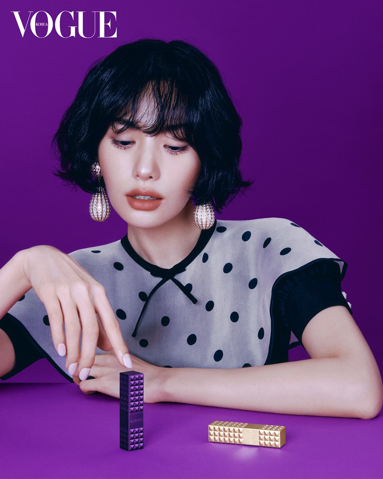 발렌티노 뷰티, ‘나나’와 함께한 보그 화보 공개