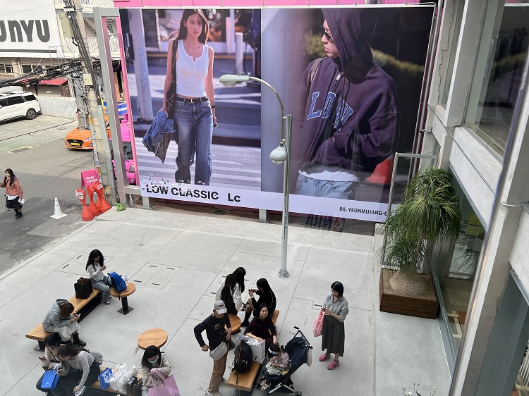 로우클래식, ‘성수 86 스토어’ 오픈…브랜드 세계관 전달에 중점