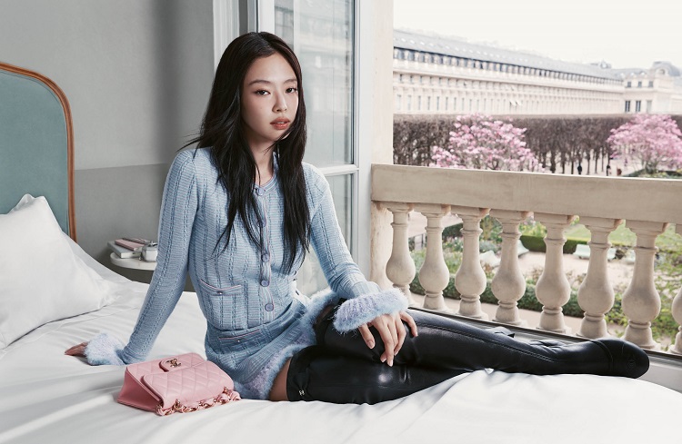 샤넬, 앰버서더 제니와 함께한 ‘2025/26 FW 프리 컬렉션’ 캠페인 공개