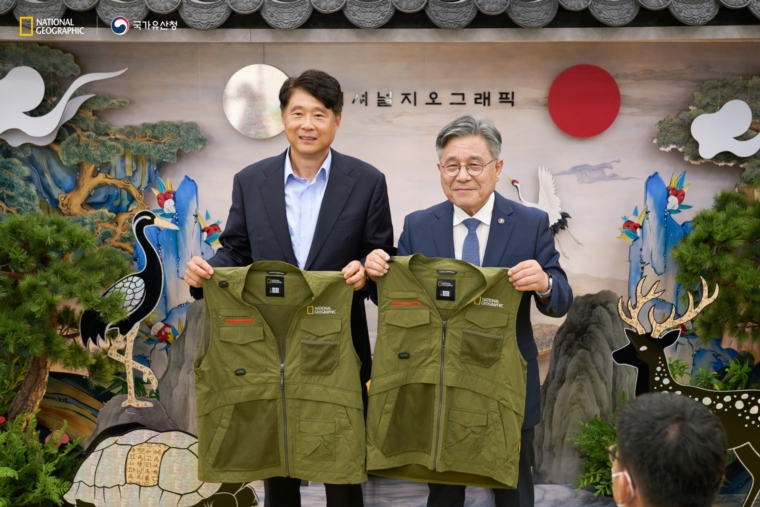 더현대 서울에 마련된 국가유산청 협업 K-헤리티지 컬렉션 팝업스토어 현장 전경
