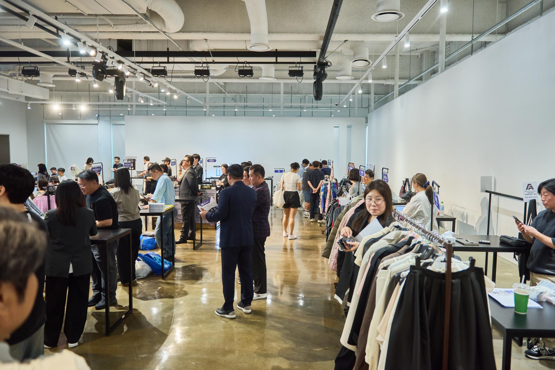 AI 소싱 판 커진다...‘B.Fashion Sourcing Lab