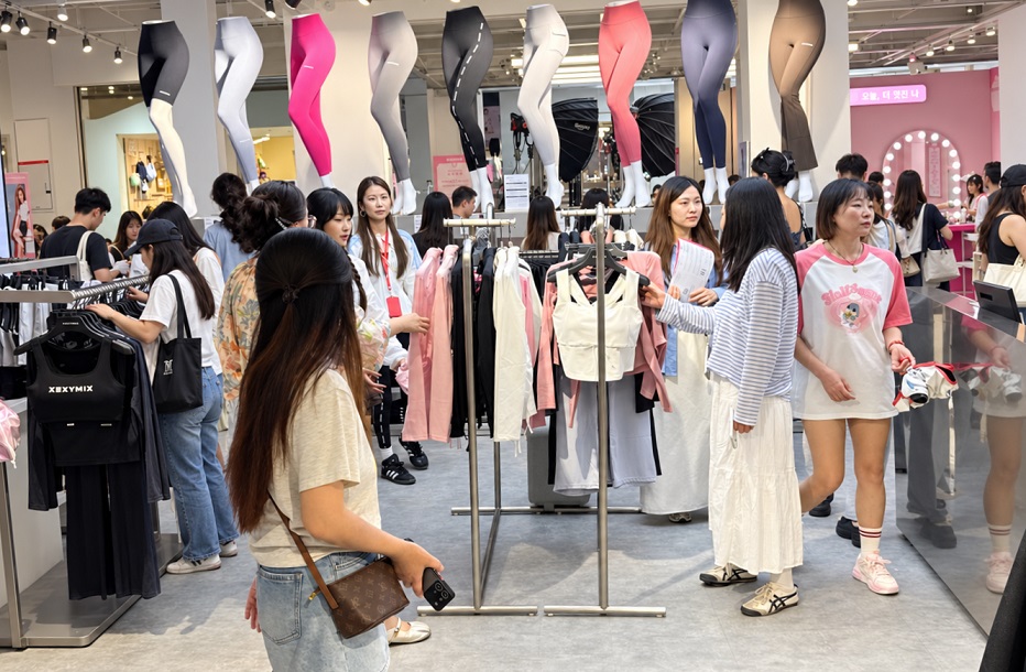 팝업·SNS·한류 스타 결합